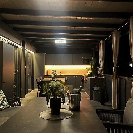 Mobilhome Luna 비오그라드나모루