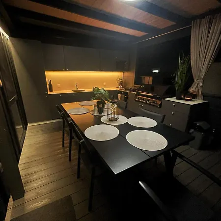 Mobilhome Luna 비오그라드나모루