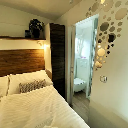 Mobilhome Luna Campsite Biograd Na Moru