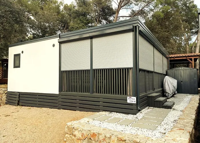 Mobilhome Luna Camping *